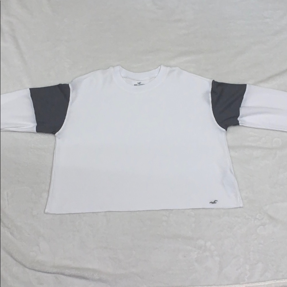 Beautiful white oversized “boyfriend tee” 👼🏽